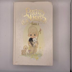 Vintage 1985 Precious Moments New King James Version Childrens Christian Bible